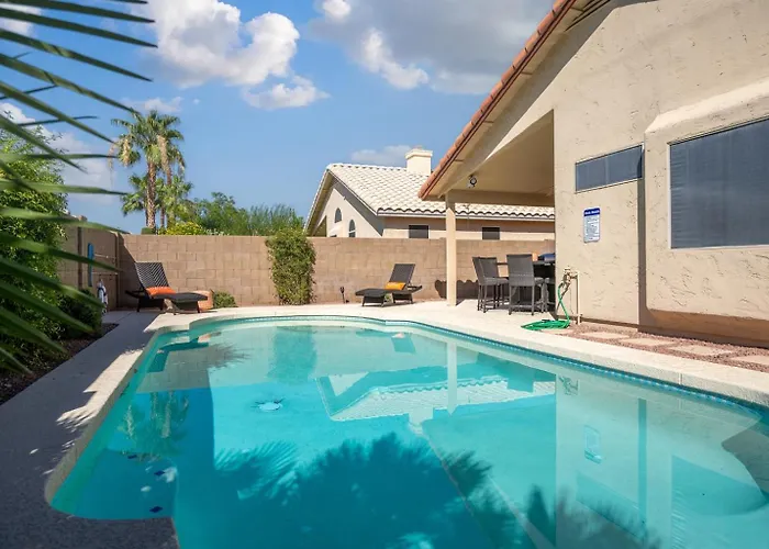 Holiday home Sunny Escape W Private Pool Fire Pit Peoria
